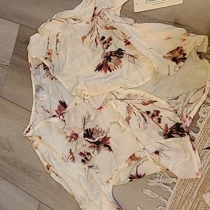 Beach Bunny cover up top